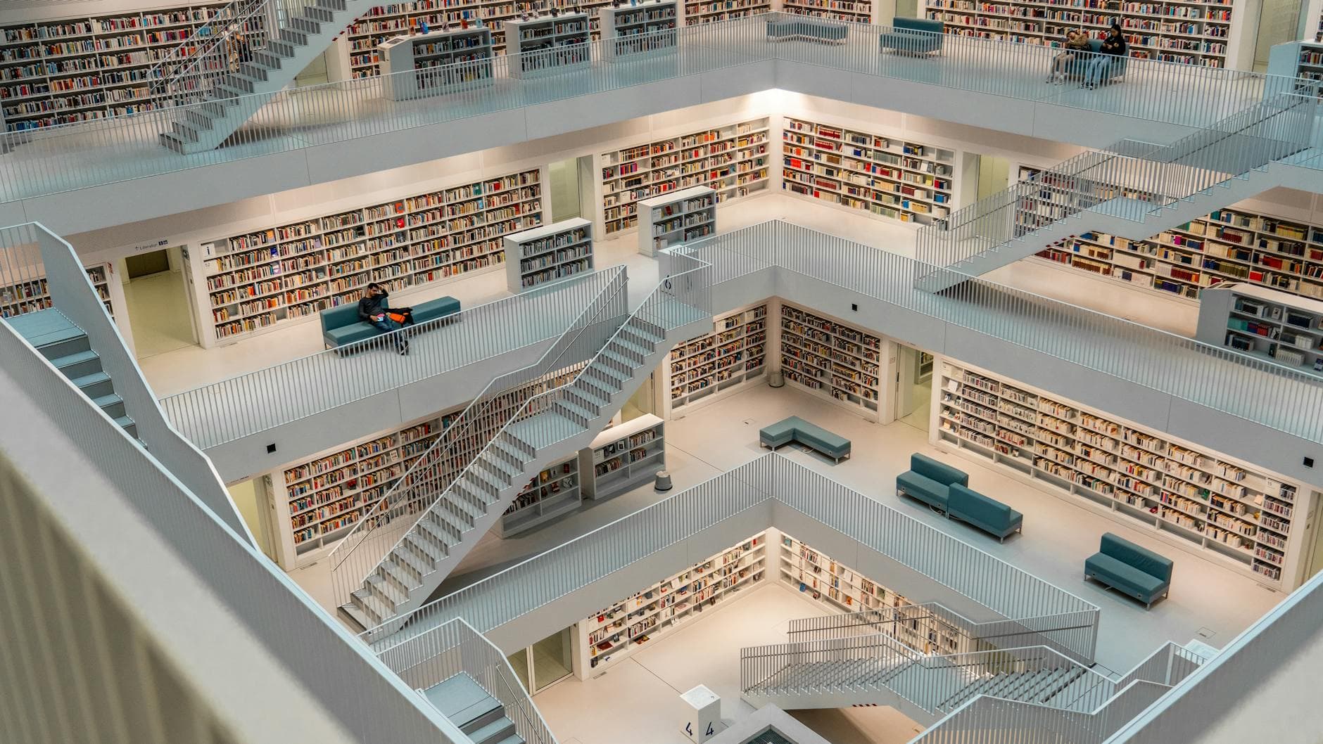 Rettighedshavere og forfattere får nye krav til registrering af digitale og trykte udgaver.